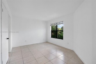 4221 W McNab Rd in Pompano Beach, FL - Building Photo - Building Photo