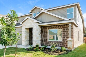 15115 Nettleton Ml in San Antonio, TX - Foto de edificio - Building Photo