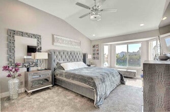 2637 Seashore Dr in Las Vegas, NV - Building Photo - Building Photo