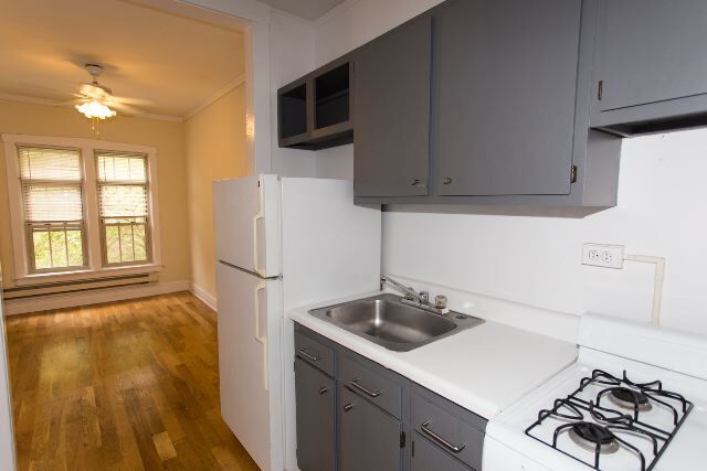 629 W Barry Ave in Chicago, IL - Building Photo - Building Photo