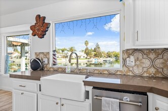 5209 Outlook Ln in Bakersfield, CA - Building Photo - Building Photo