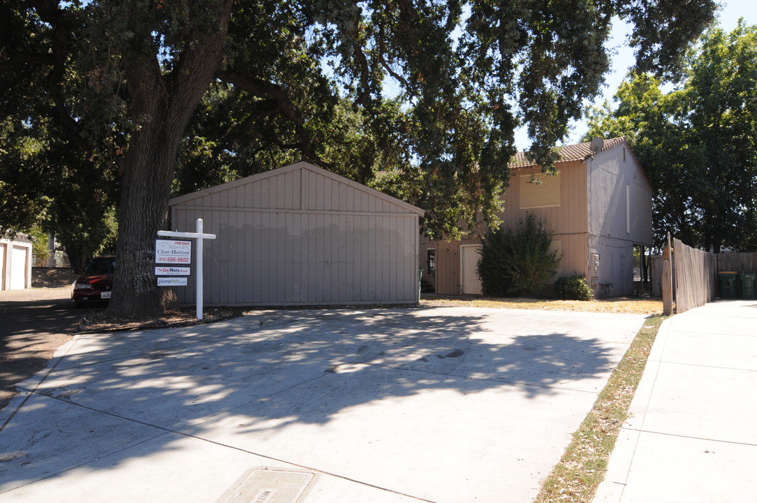 9015 Sherill Ct in Stockton, CA - Building Photo