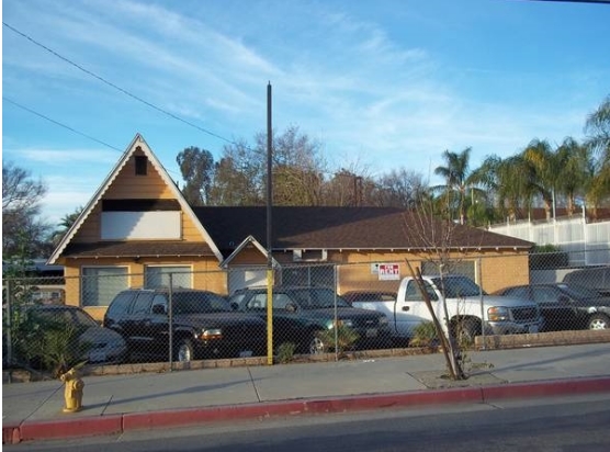 Ward Mobile Home Park in Sylmar, CA - Foto de edificio