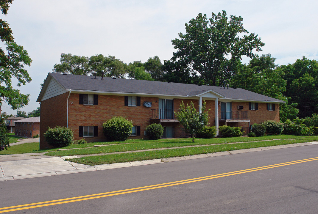 James Manor in Miamisburg, OH - Building Photo