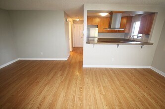 9616 NE 188th St in Bothell, WA - Building Photo - Building Photo