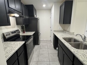 1828 Port Louisiana Dr in Laredo, TX - Building Photo - Building Photo