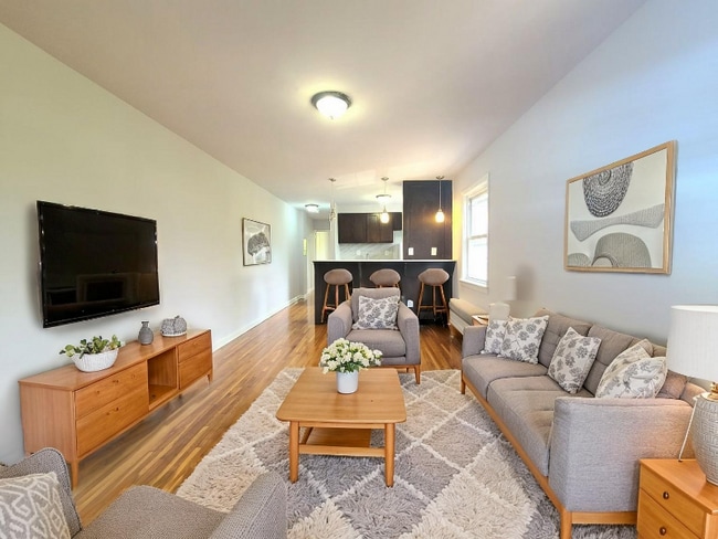 63 Forest Hill Pkwy
