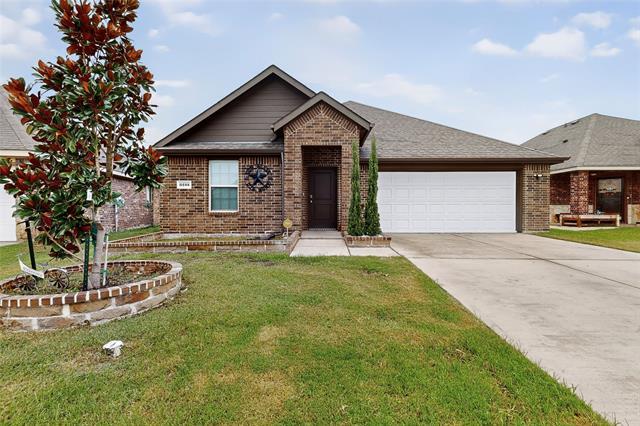 3255 Emerson Rd in Forney, TX - Building Photo