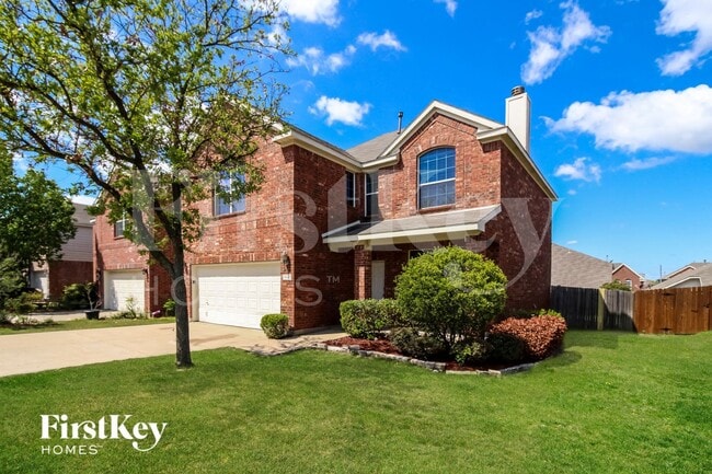 9921 Shelburne Rd in Fort Worth, TX - Foto de edificio - Building Photo