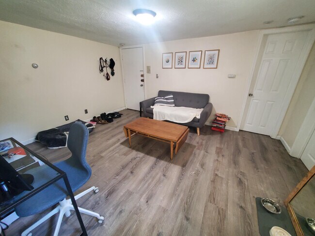 110 Lanark Rd, Unit 15 photo'