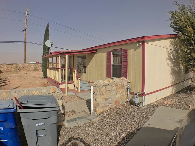 3755 Silver Palm Dr in El Paso, TX - Building Photo - Building Photo
