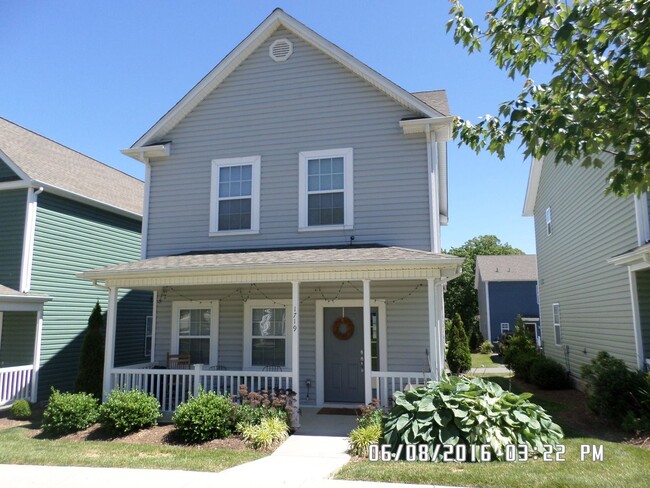 1719 Aden Lane in Blacksburg, VA - Foto de edificio - Building Photo