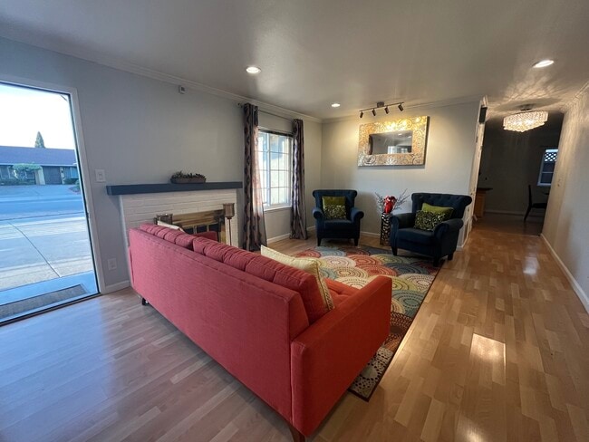 622 Clauser Dr in Milpitas, CA - Building Photo - Building Photo