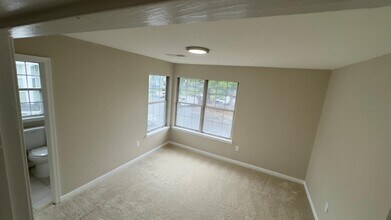 8623 Beekman Pl in Alexandria, VA - Building Photo - Building Photo
