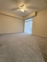 238 E Irving Park Rd, Unit 301 in Wood Dale, IL - Building Photo - Building Photo