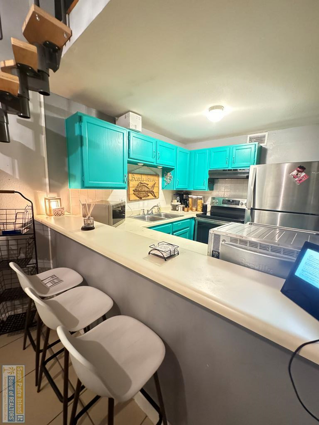 property at 401 Island Ave