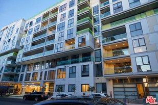 414 N Orange St in Glendale, CA - Building Photo