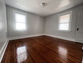 1208 Strahley Pl in Pittsburgh, PA - Building Photo - Building Photo