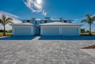 3655 Bal Harbor Blvd in Punta Gorda, FL - Building Photo - Building Photo