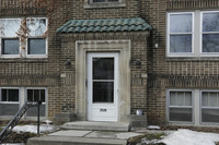 2526 Garfield Ave in Minneapolis, MN - Foto de edificio - Building Photo