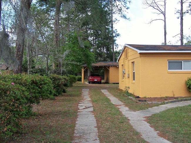 38-40 S Oak St in Lakeland, GA - Foto de edificio - Building Photo