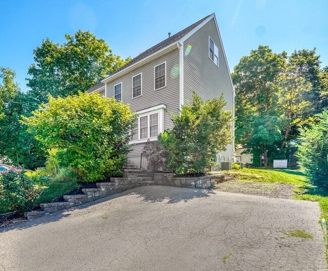 property at 39 Mechanic St