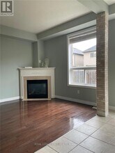 90 Marina Point Cres in Hamilton, ON - Building Photo - Building Photo