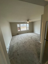 1125 Vine St in Liverpool, NY - Building Photo - Building Photo