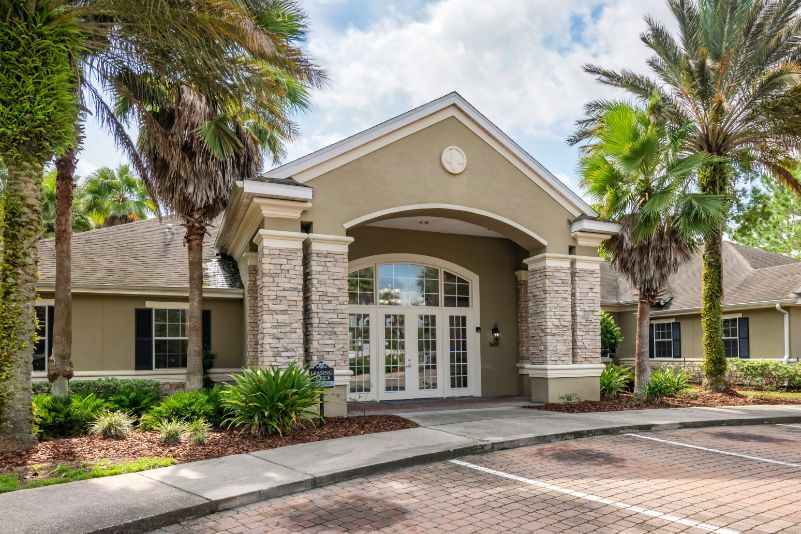 Pine Meadows Apartments in Jacksonville, FL - Building Photo