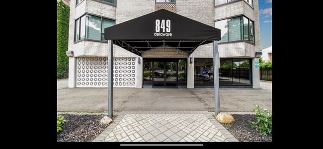 849 Delaware Ave, Unit 505 in Buffalo, NY - Building Photo - Building Photo
