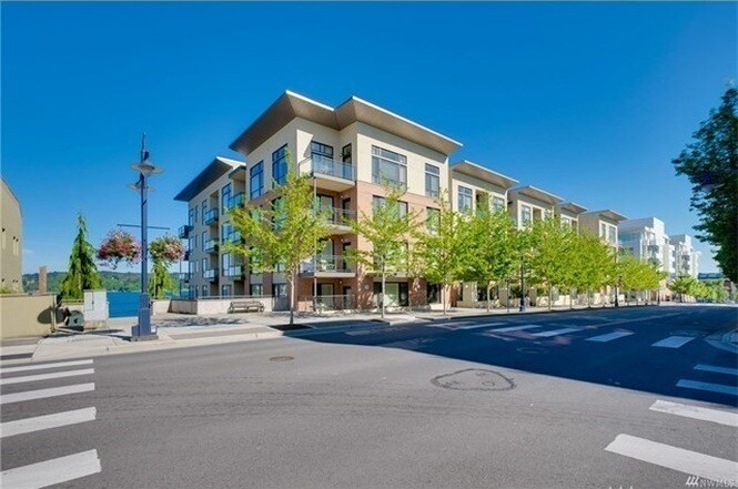 400 Washington Ave in Bremerton, WA - Building Photo