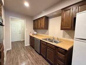 1413-1415 Blackwell Dr in Irving, TX - Building Photo - Building Photo