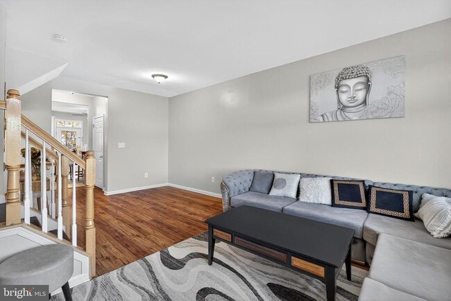 25065 Riding Center Dr in South Riding, VA - Building Photo - Building Photo