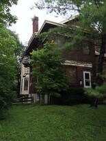 2534 Valley View Ct, Unit 3 in Cincinnati, OH - Building Photo