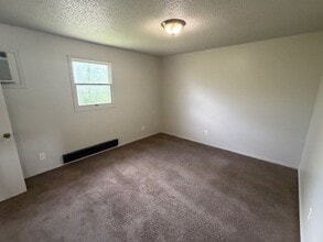 115 Jerome Ln in Sauget, IL - Building Photo - Building Photo