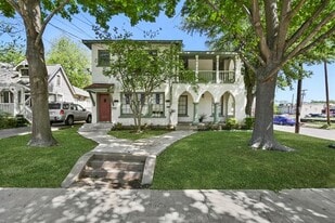 6025 Lewis St in Dallas, TX - Building Photo