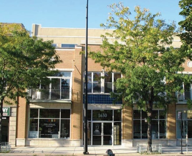 1626 W Montrose Ave in Chicago, IL - Building Photo - Building Photo