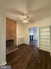 833 11th St NE in Washington, DC - Foto de edificio - Building Photo