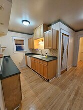 816 Aurora Ave, Unit 816 lower in Waukesha, WI - Building Photo - Building Photo