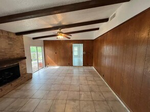 2514 Redleaf Ln in Austin, TX - Building Photo - Building Photo