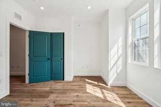 2630 N 11th St in Philadelphia, PA - Foto de edificio - Building Photo