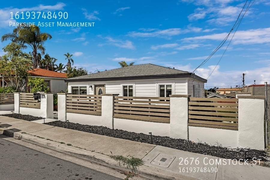 2676 Comstock St in San Diego, CA - Building Photo