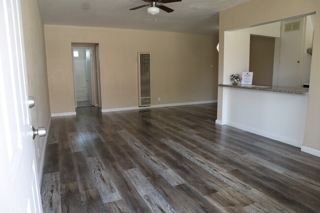 7013 Coldwater Canyon Ave, Unit 2 in Los Angeles, CA - Building Photo - Building Photo