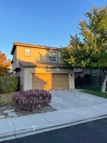 2494 Roman Dr in Sparks, NV - Building Photo