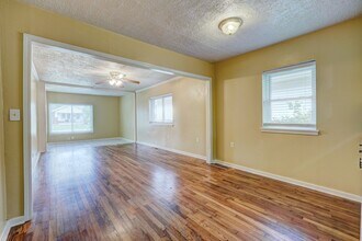 410 Dakota St in Norman, OK - Building Photo - Building Photo