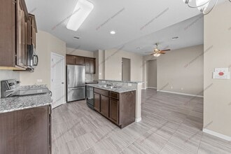 7601 Park Meadow Dr in Temple, TX - Building Photo - Building Photo