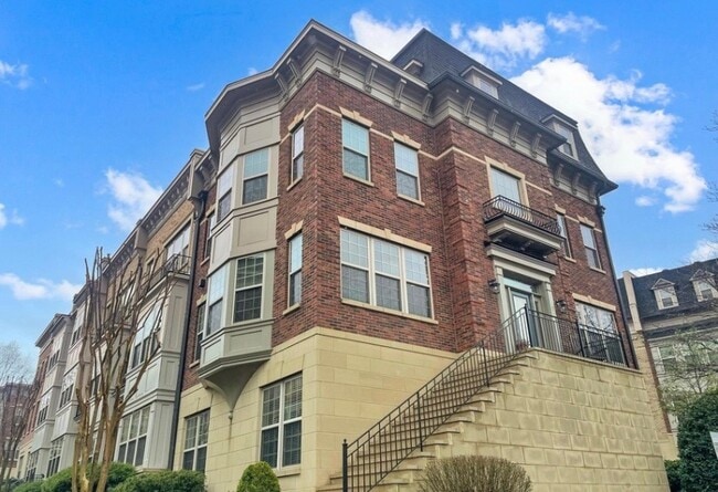 600 Overlook Park Dr in Oxon Hill, MD - Building Photo - Building Photo