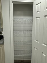 28530 Grayling Ave in Farmington Hills, MI - Building Photo - Building Photo