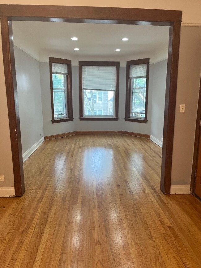 1507 W Victoria St, Unit #2