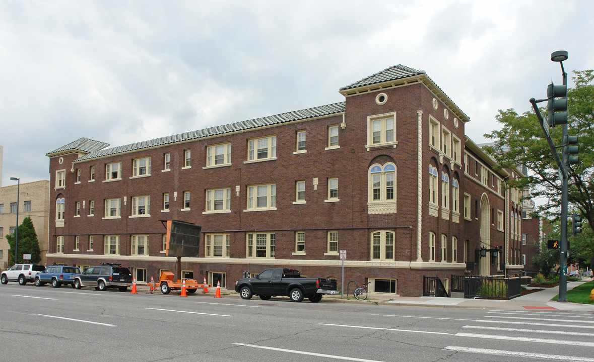 Armour Apartments in Denver, CO - Building Photo